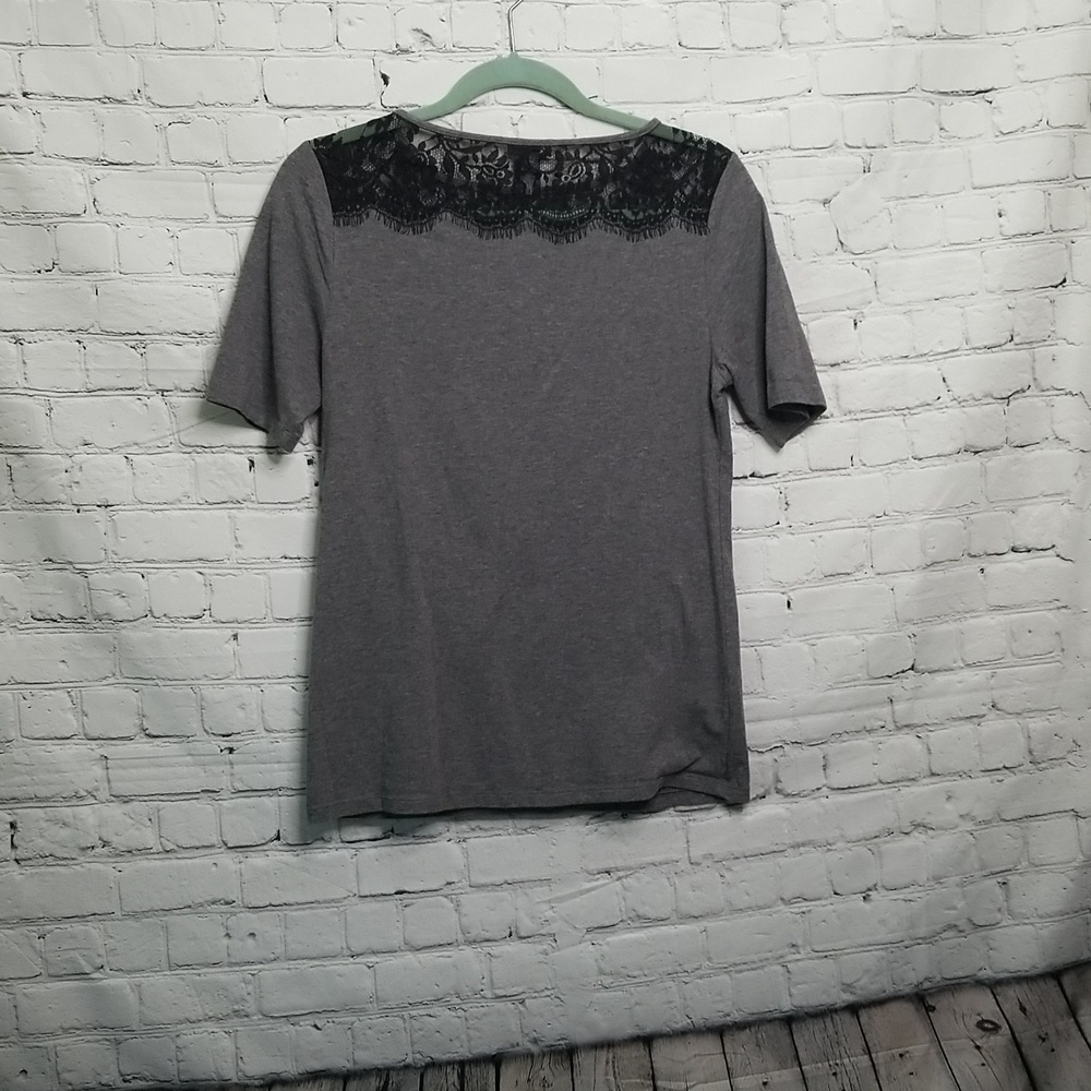 Ann Taylor Gray Crew Neck Top Lace Neckline Size Medium